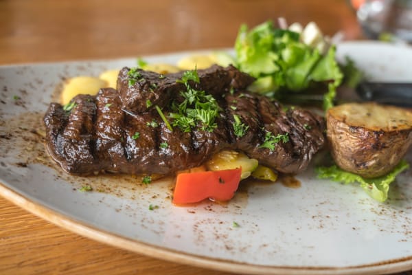 Reykjavík Food Guide: Top Restaurants and Must-Try Icelandic Dishes